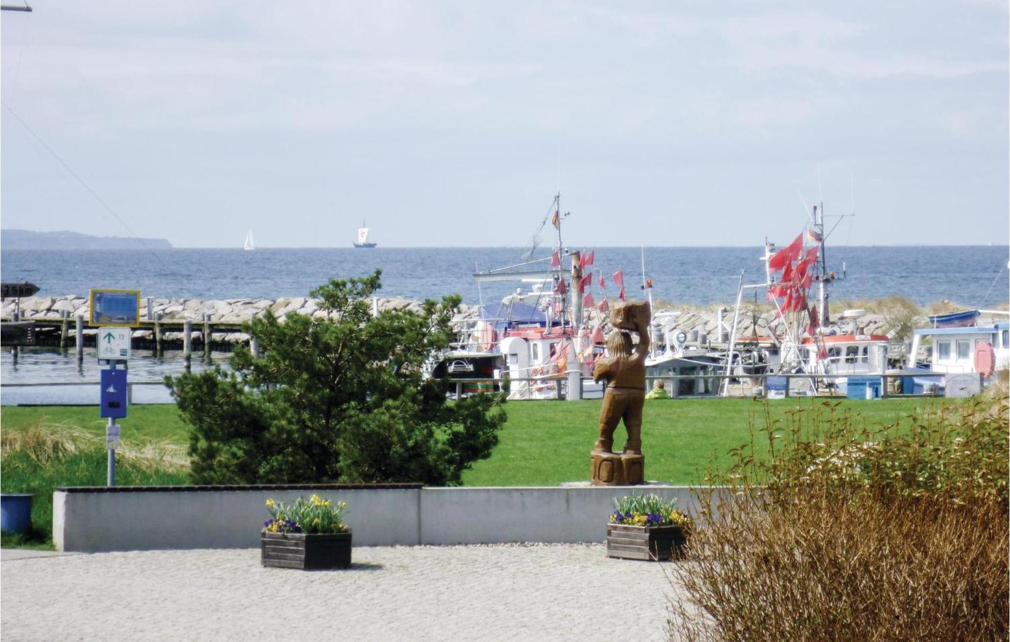 Nice Home In Insel Poel With House Sea View Eksteriør bilde